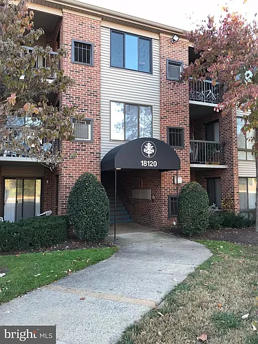 18120 Chalet Dr #11-203 Photo 1