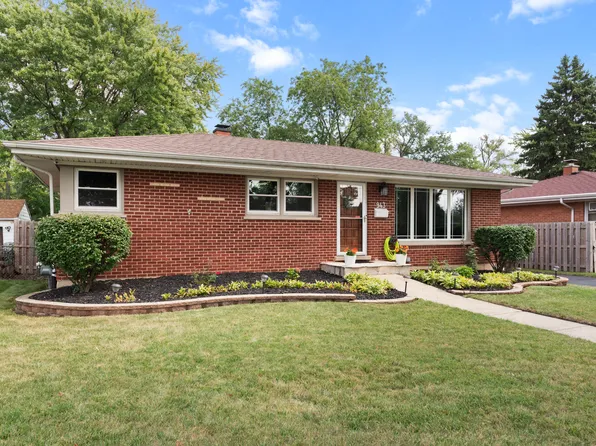 943 N Sumner St, Addison, IL 60101