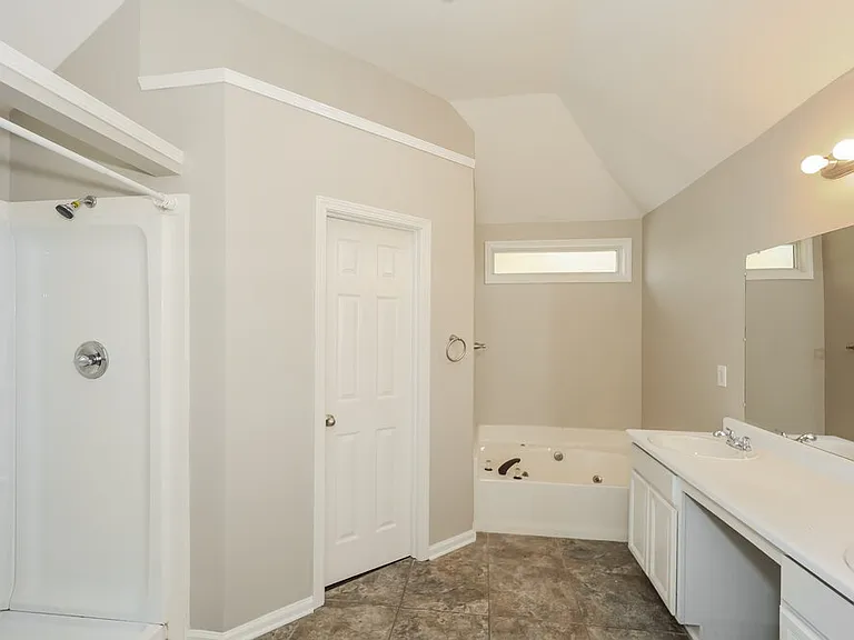 375 Birchmere Close SW — Photo 13