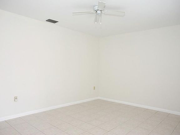 3rd image of 802 99th Ave N Unit A