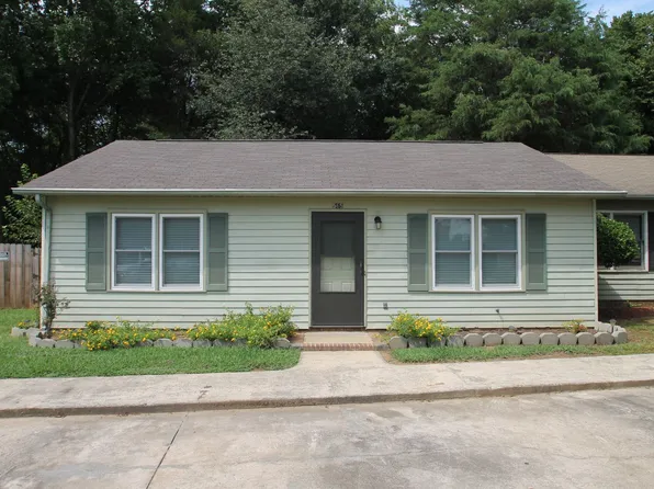 565 Cedarvilla Dr, Rock Hill, SC 29730