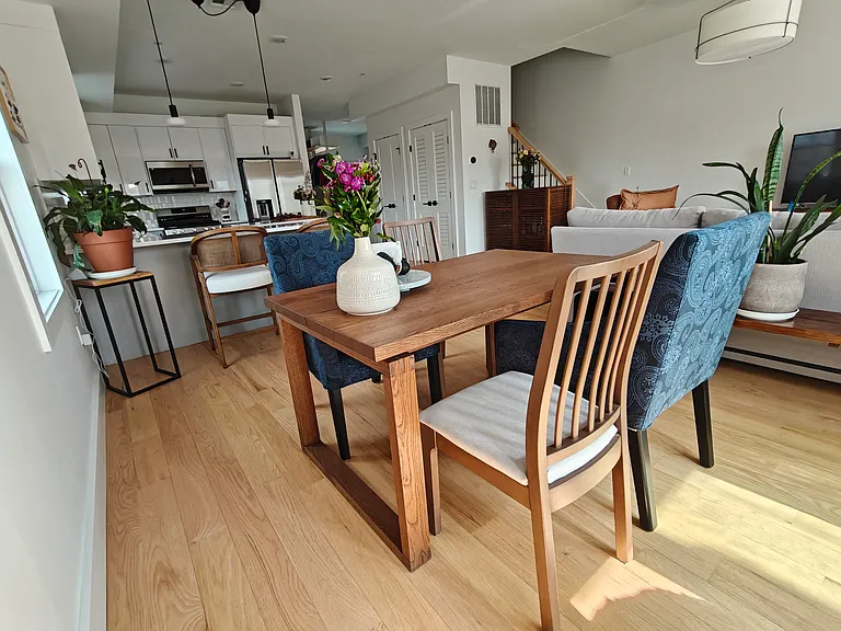 104 Ege Ave #2 — Photo 5