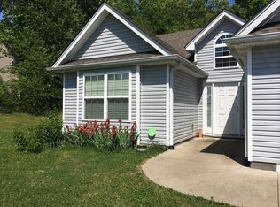 504 Poplar Bnd, Dickson, TN 37055