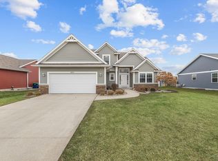 5831 Stone Briar Ln S, Freeland, MI 48623