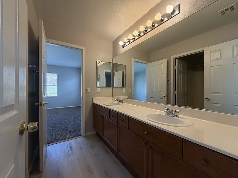 148 Macoby Run St — Photo 17
