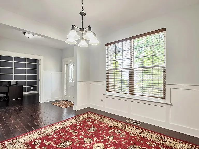 1001 Ryecroft Ln — Photo 6