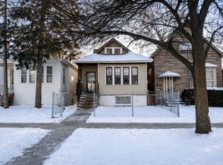 8876 S Winchester Ave, Chicago, IL 60620
