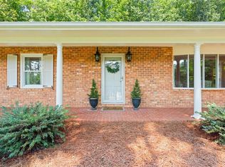 1011 Westmont Dr, Asheboro, NC 27205