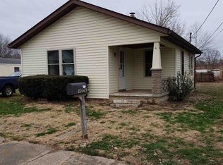 1036 S Seminary St, Bloomfield, IN 47424