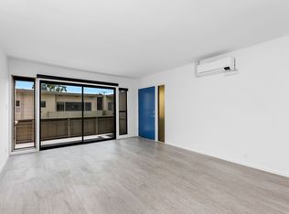 2031 N Beachwood Dr #16, Los Angeles, CA 90068