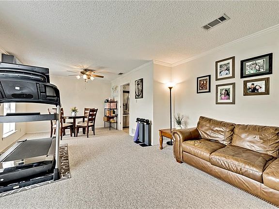 5th image of 5605 Elisa Ln