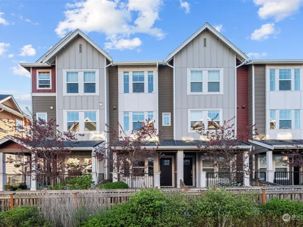3430 SW Graham Street #905, Seattle, WA 98126