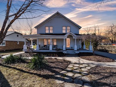 21109 Gill Rd, Farmington Hills, MI, 48335