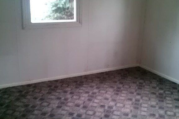 5th image of 954 Marcellus Dr