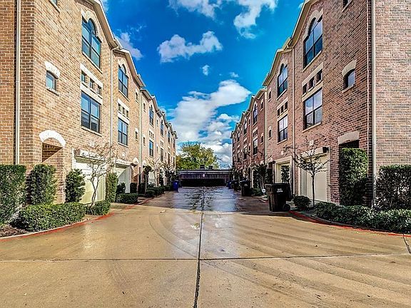 2nd image of 8715 Meadowcroft Dr Unit 803
