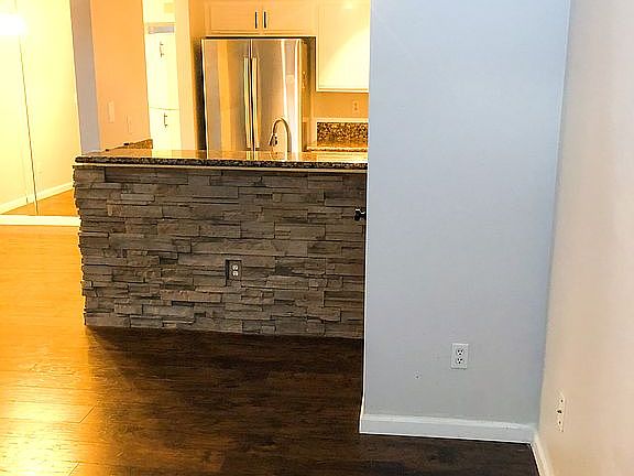 3rd image of 24129 Del Monte Dr Unit 160