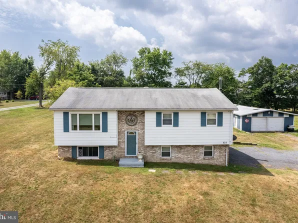 825 Georgetown Rd, Littlestown, PA 17340