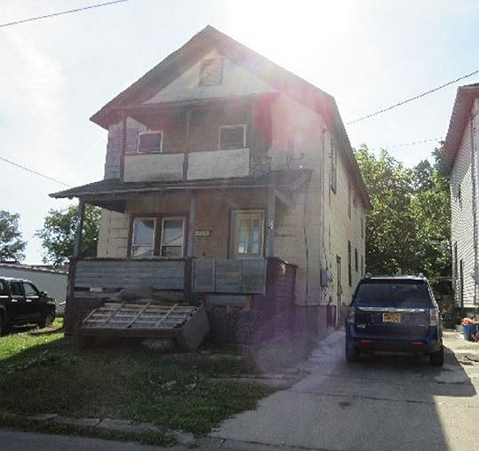 2nd image of 24-26 Pleasant Ave