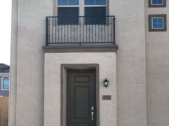 3rd image of 1111 E Marlin Dr