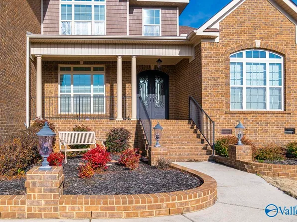 123 Forest Ridge Dr, Huntsville, AL 35806