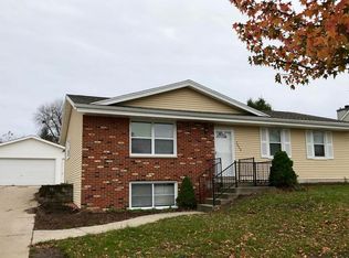 7020 N 90th St, Milwaukee, WI 53224