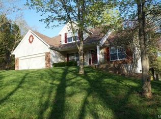 9852 E Vista Dr, Hillsboro, MO 63050