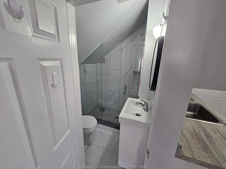 1108 Elm Ave #1106 — Photo 4