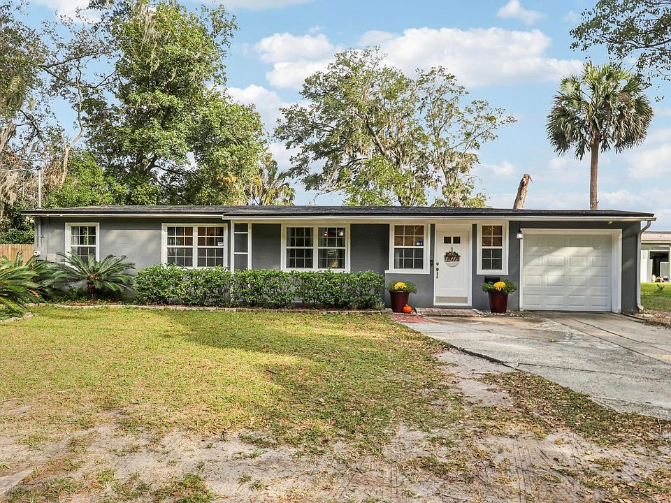 1st image of 5631 Tanglewood Ln