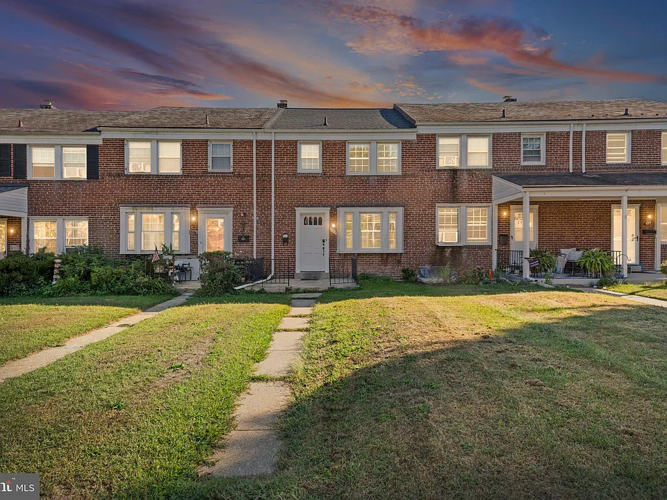 205 Ridge Ave