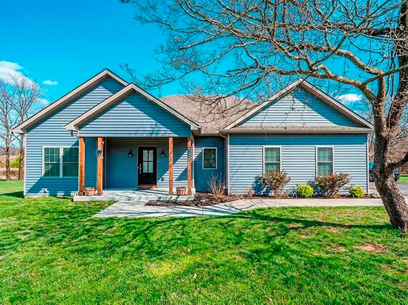 7648 Bowling Green Rd, Scottsville, KY 42164