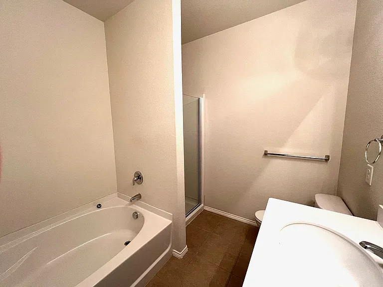 3032 Walker Creek Dr — Photo 20