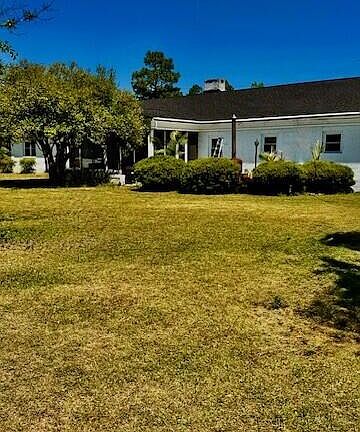 2nd image of 3283 North Rd