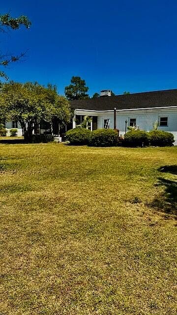 1st image of 3283 North Rd
