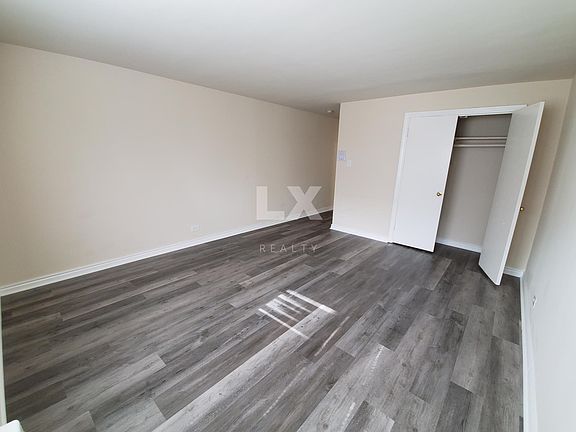 3rd image of 6709 N California Ave #Gn