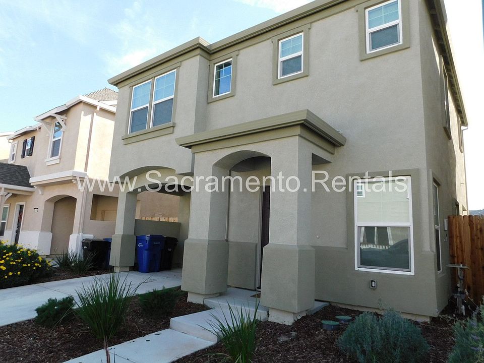 2nd image of 8144 Creeping Willow Ln