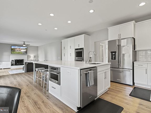 5th image of 12221 Quince Valley Dr