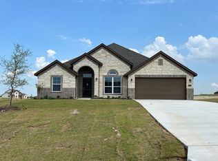 136 Hillock Ct, Decatur, TX 76234