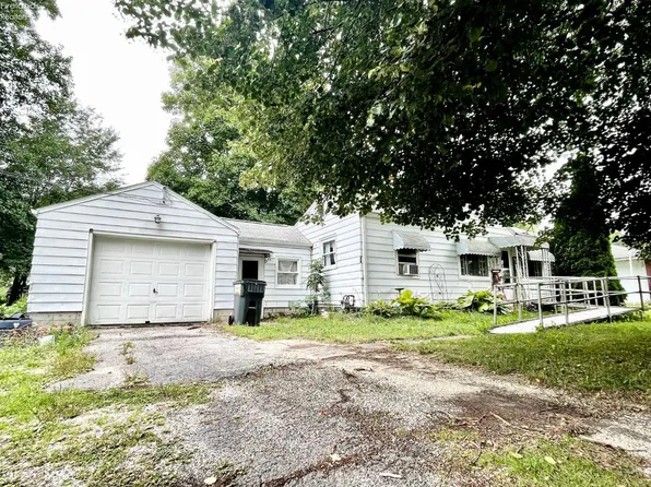 71 Center St, Berlin Heights, OH 44814