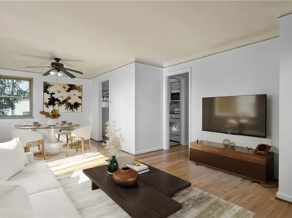 20 Richland Ave, Pittsburgh, PA 15229