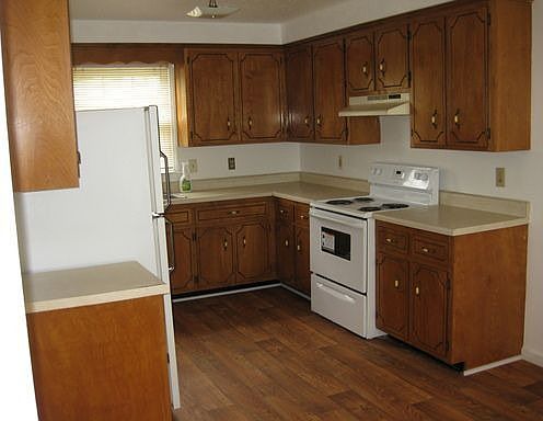 3rd image of 205 Sherwood Hills Dr