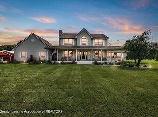 5665 S Forest Hill Rd, Saint Johns, MI 48879