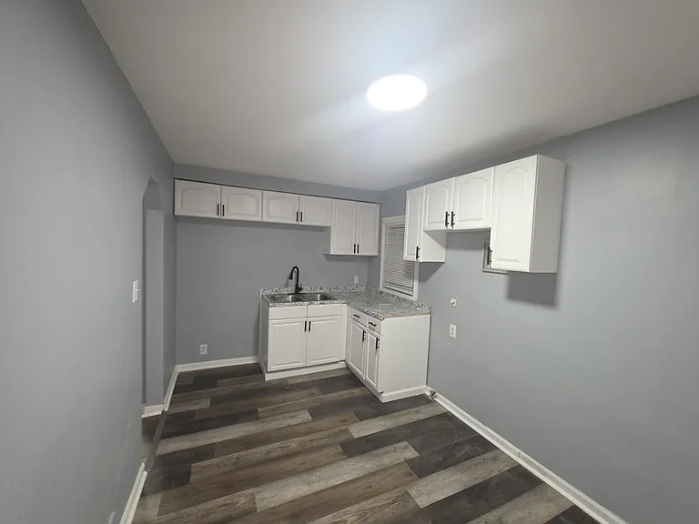 20308 Ferguson St — Photo 3