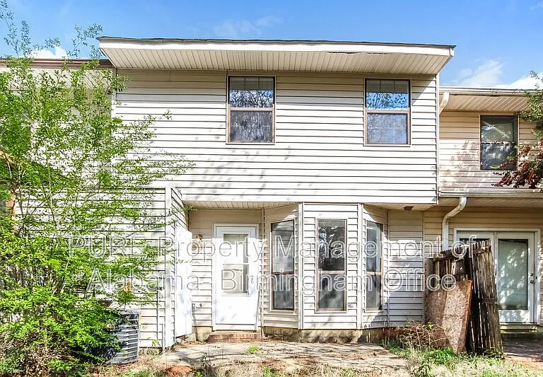 2258 Cheshire Dr — Photo 13