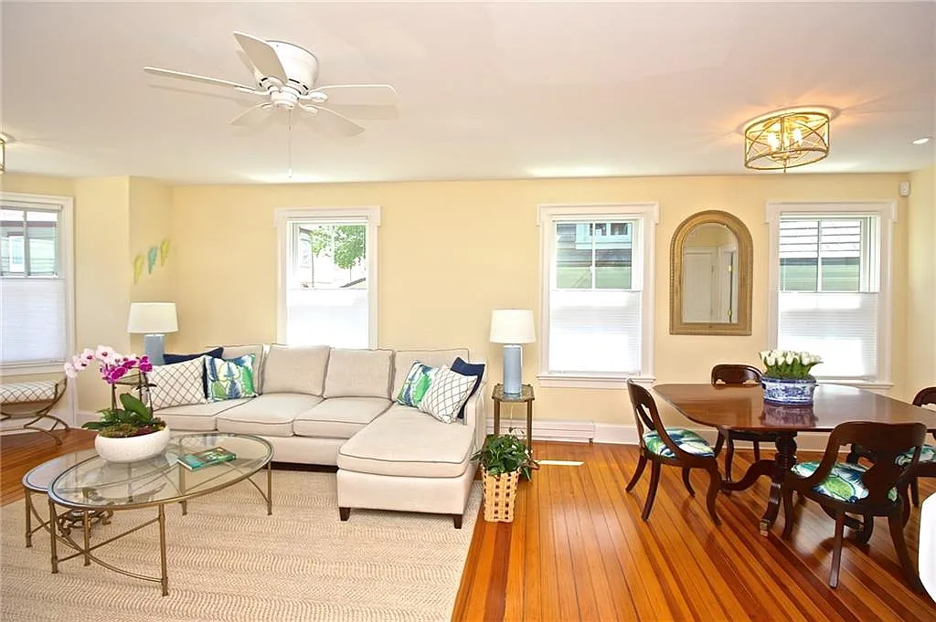 2 bed, 1.5 bath, 1172 sqft, $3,950 — Photo 4