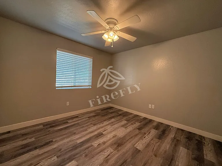 1110 W Woodland Lake Rd #C — Photo 23