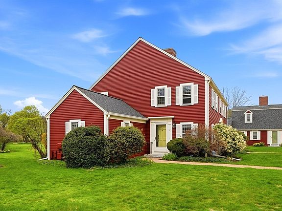 2nd image of 13 Seaborn Pl