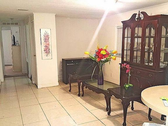2nd image of 342 Princeton Dr #164