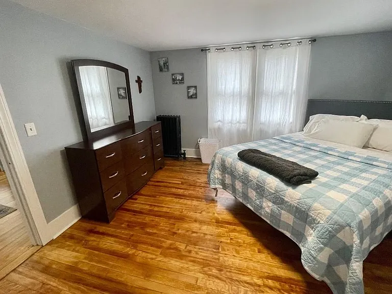 331 Main St #2 — Photo 10
