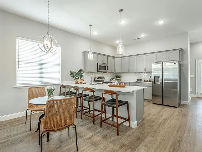 4706 Stunner Ln — Photo 9