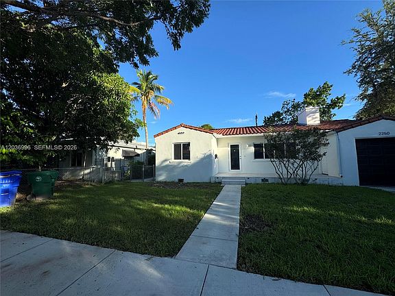 2nd image of 2250 SW 21st St